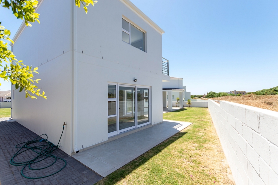 3 Bedroom Property for Sale in Country Club Western Cape